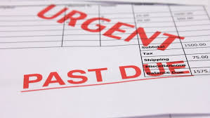 How do late payments affect organizational strategies?